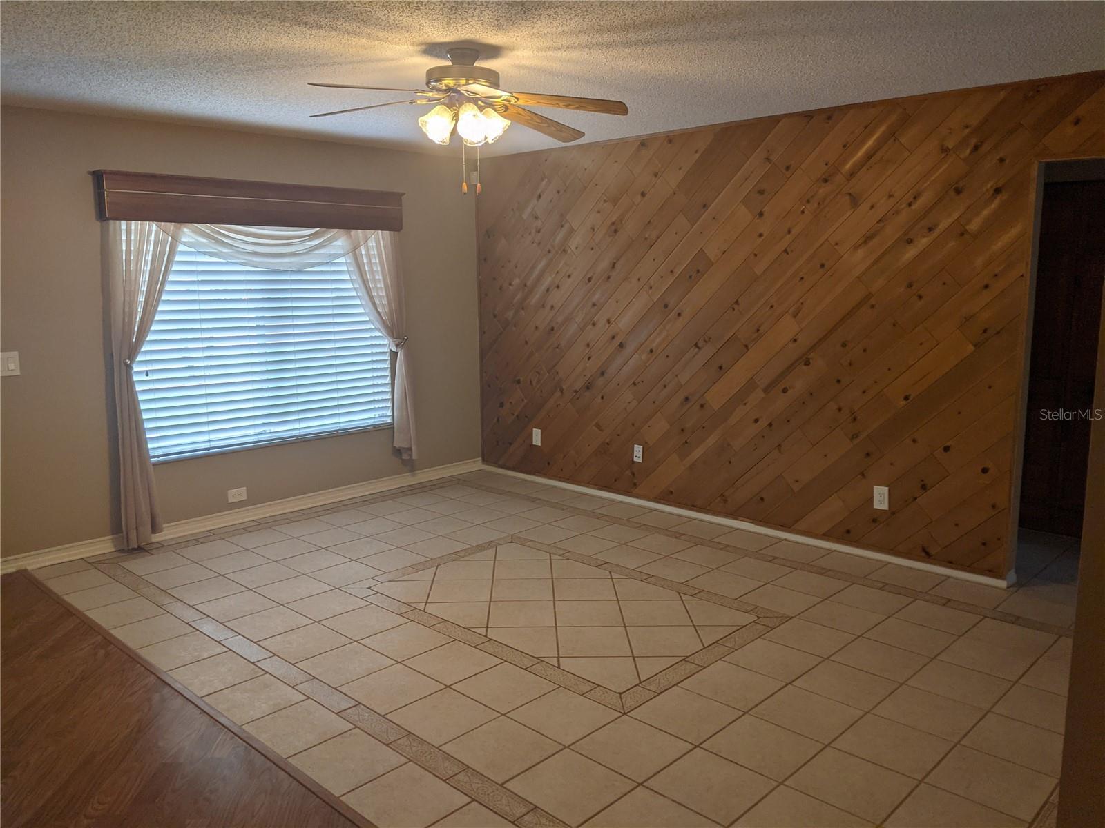 333 BRANDYWINE DR, VALRICO, FL — photo 2