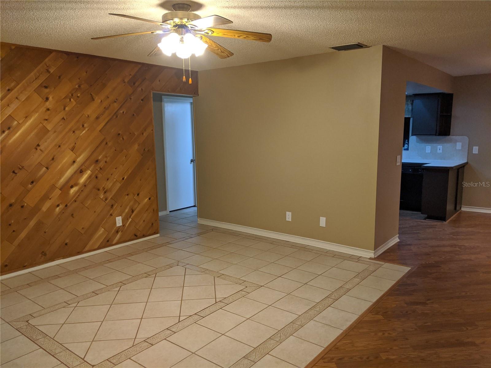 333 BRANDYWINE DR, VALRICO, FL — photo 3