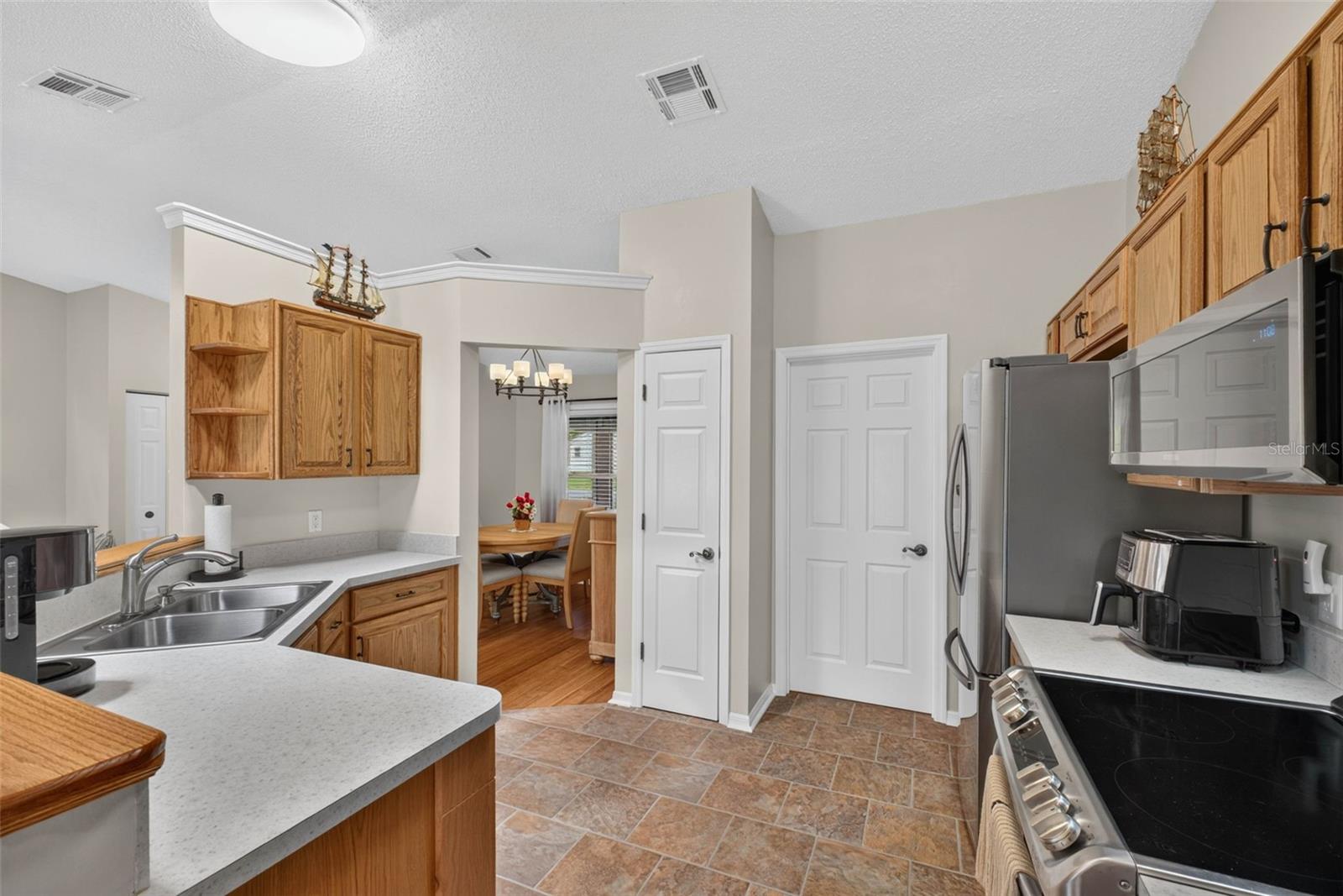 6031 SANDERLING DR, LAKELAND, FL — photo 11