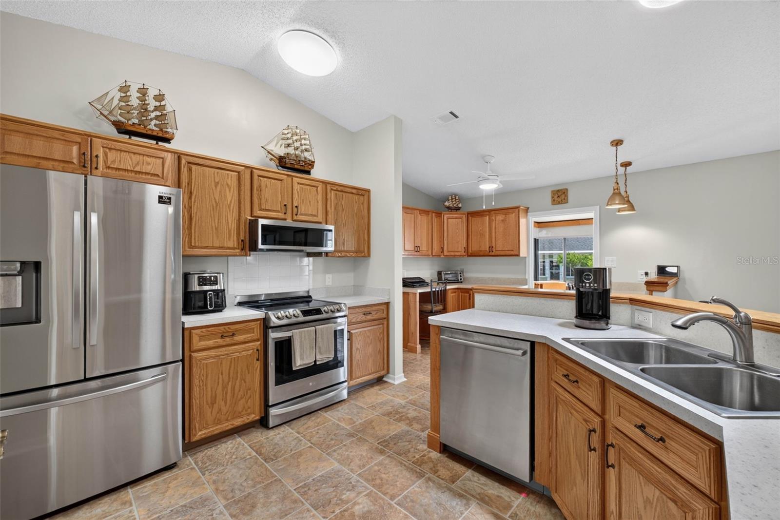 6031 SANDERLING DR, LAKELAND, FL — photo 12