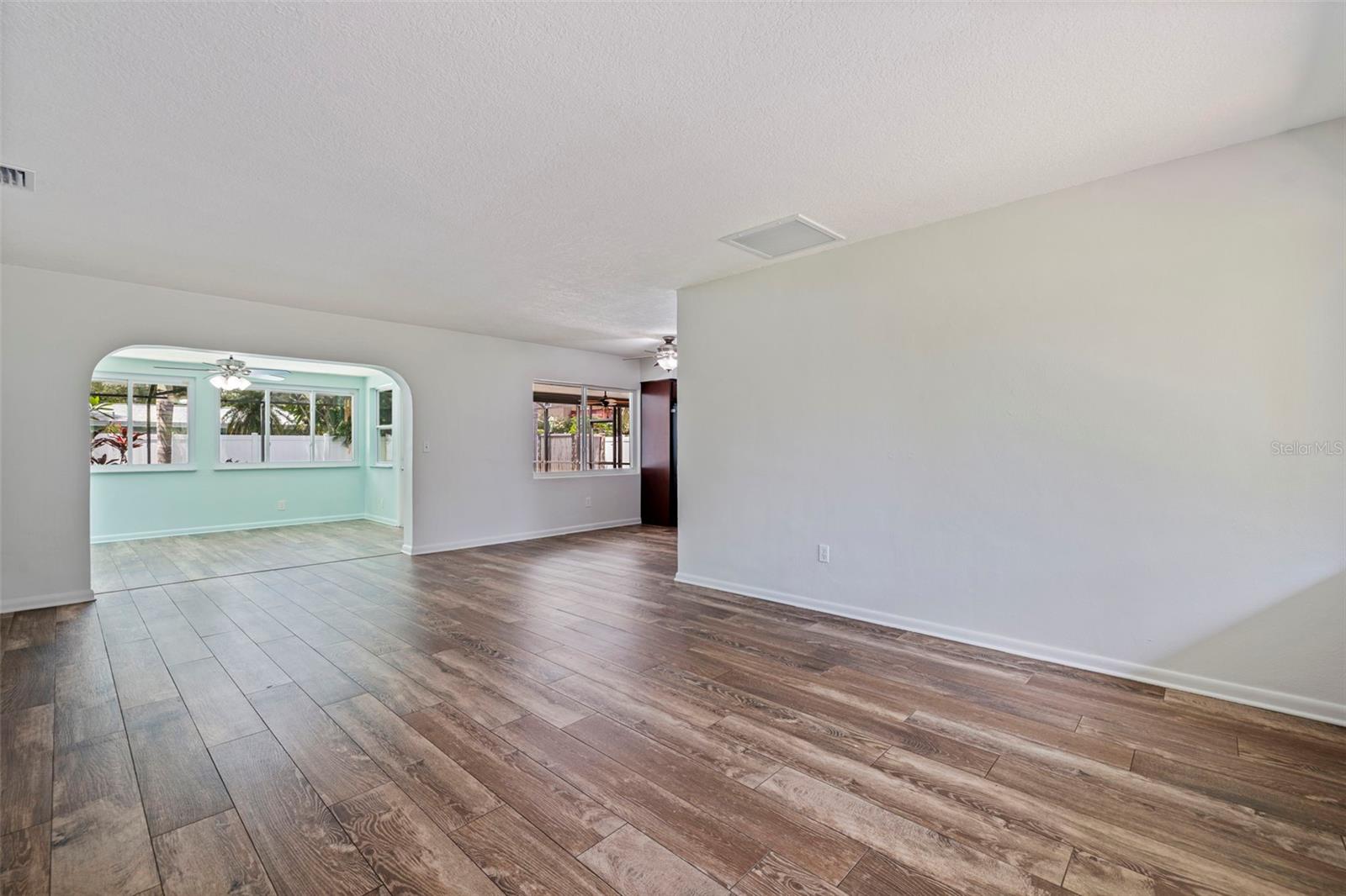 13555 CROFT DR N, LARGO, FL — photo 8