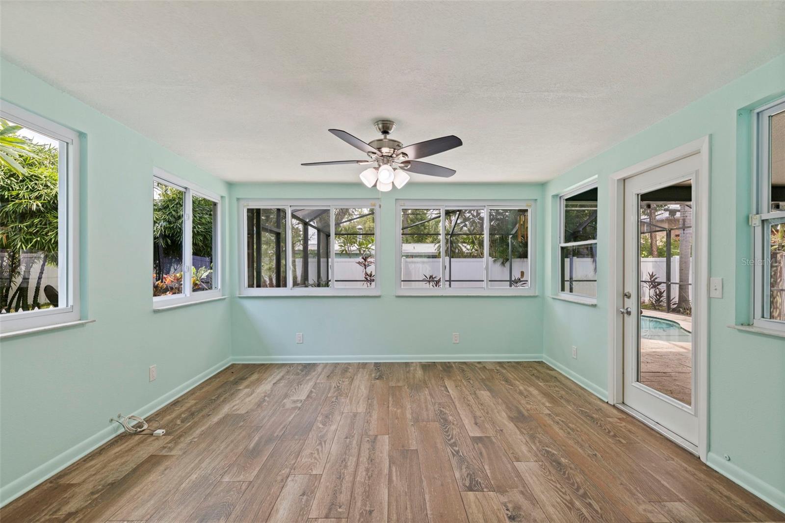 13555 CROFT DR N, LARGO, FL — photo 18