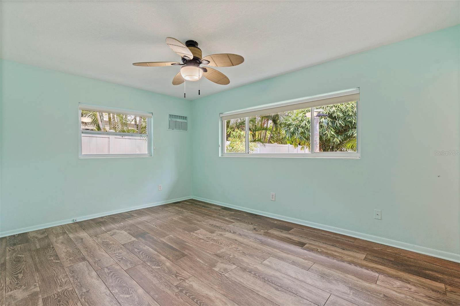 13555 CROFT DR N, LARGO, FL — photo 22