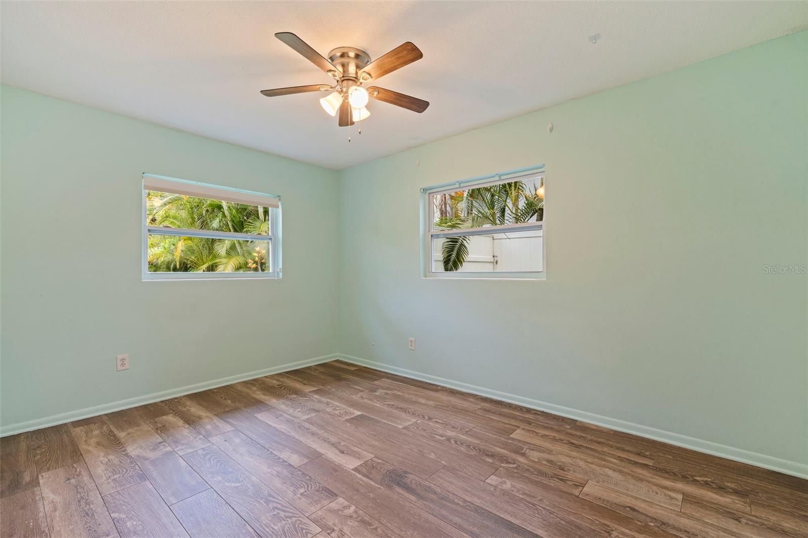 13555 CROFT DR N, LARGO, FL — photo 23
