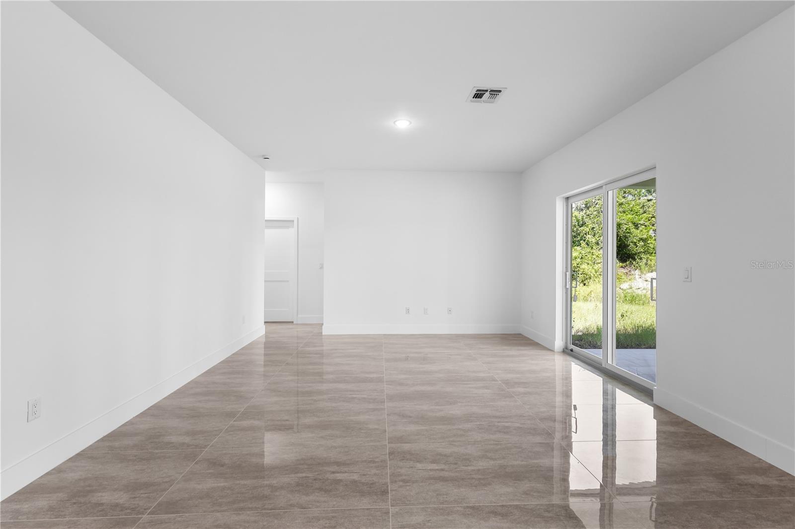 1142 DUTCHESS ST E, LEHIGH ACRES, FL — photo 13