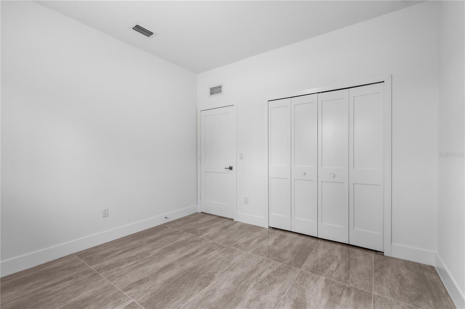 1142 DUTCHESS ST E, LEHIGH ACRES, FL — photo 45