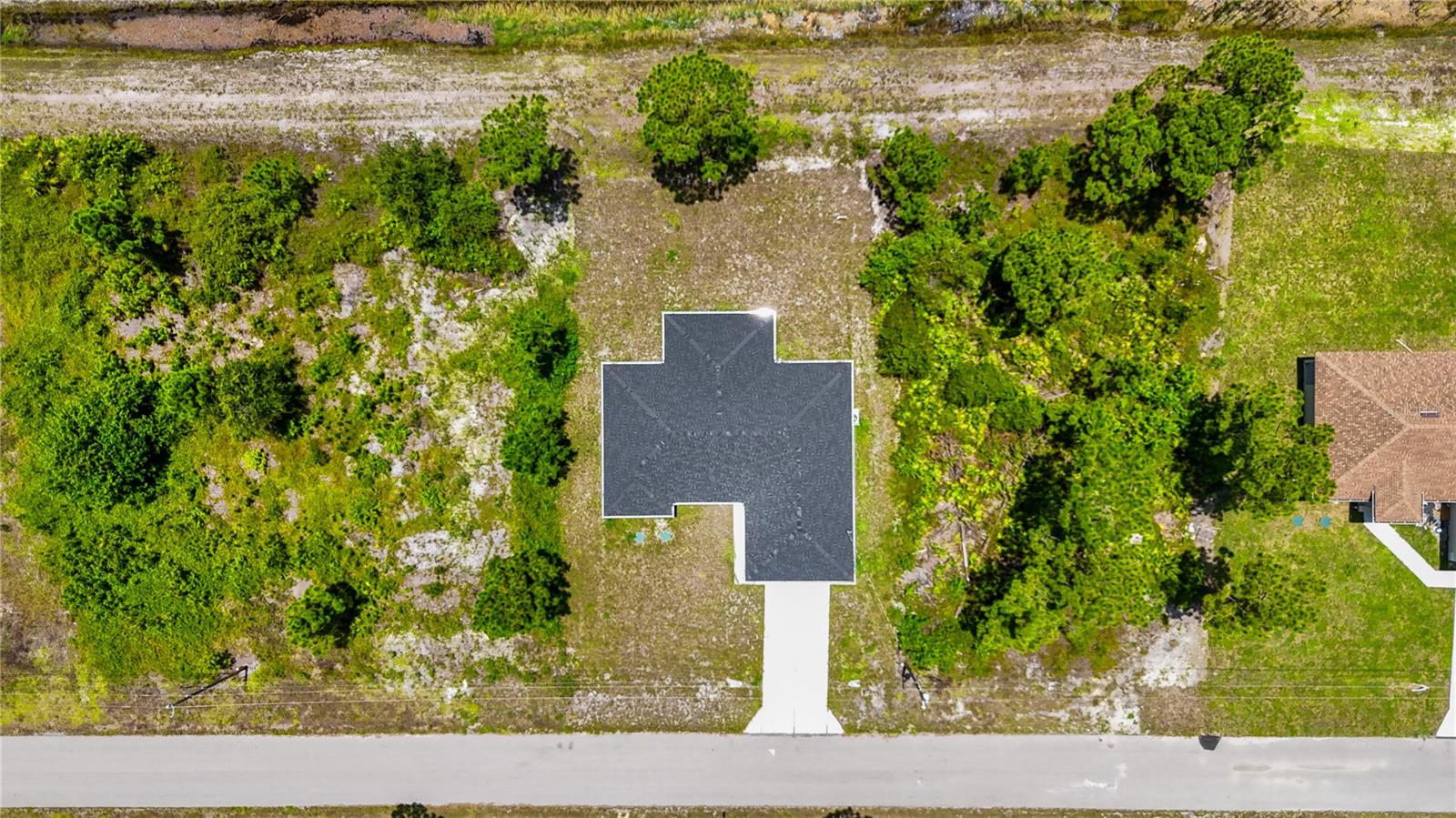1142 DUTCHESS ST E, LEHIGH ACRES, FL — photo 52