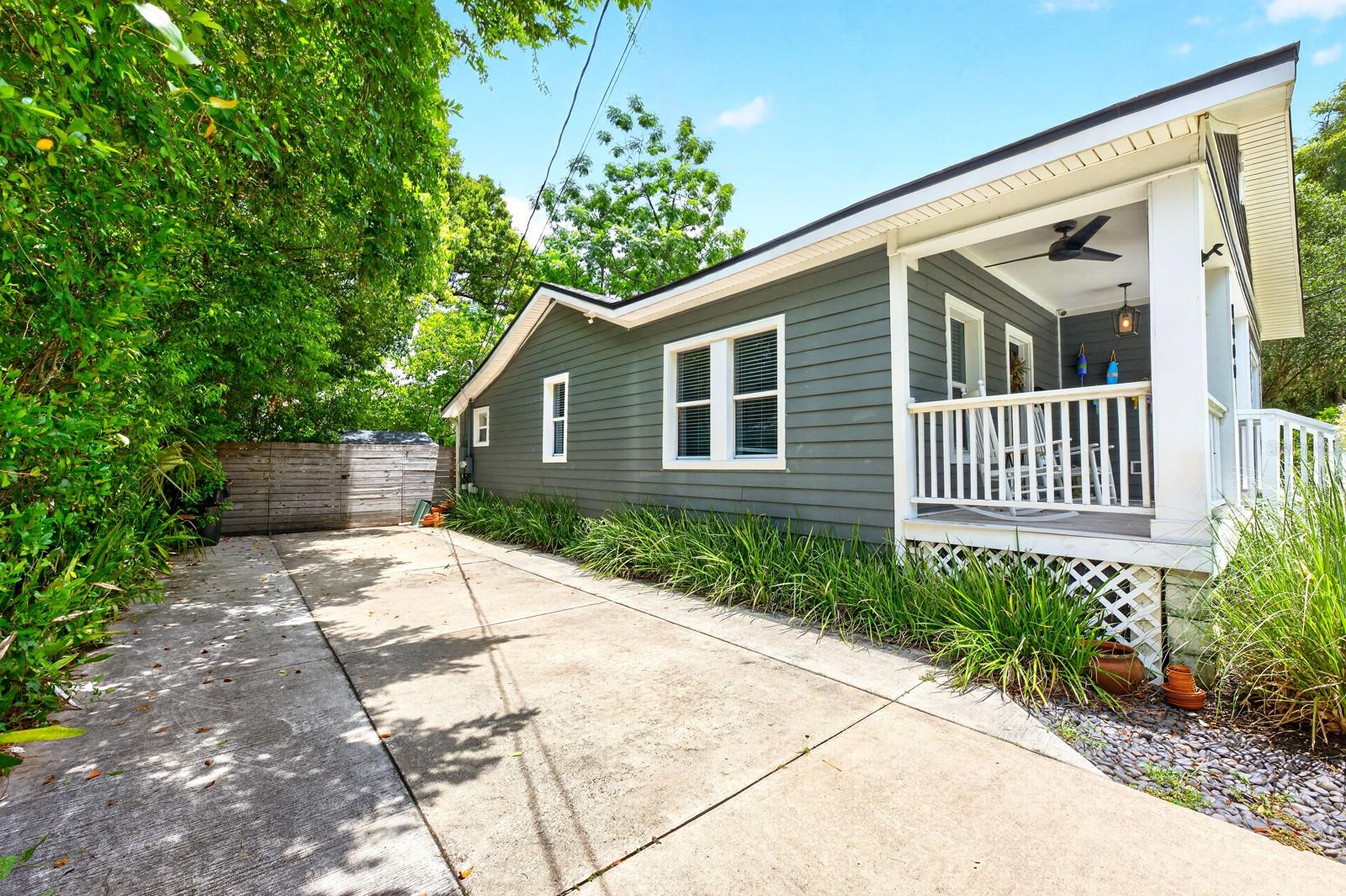 1409 E GORE ST, ORLANDO, FL — photo 2