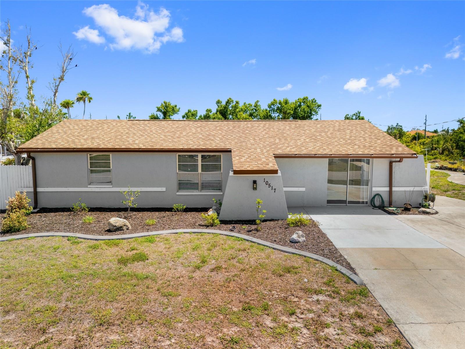 10517 GREENWAY AVE, ENGLEWOOD, FL