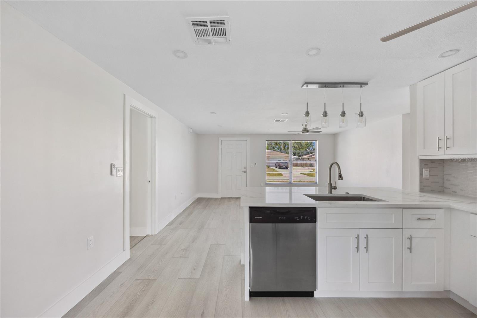 10517 GREENWAY AVE, ENGLEWOOD, FL — photo 10