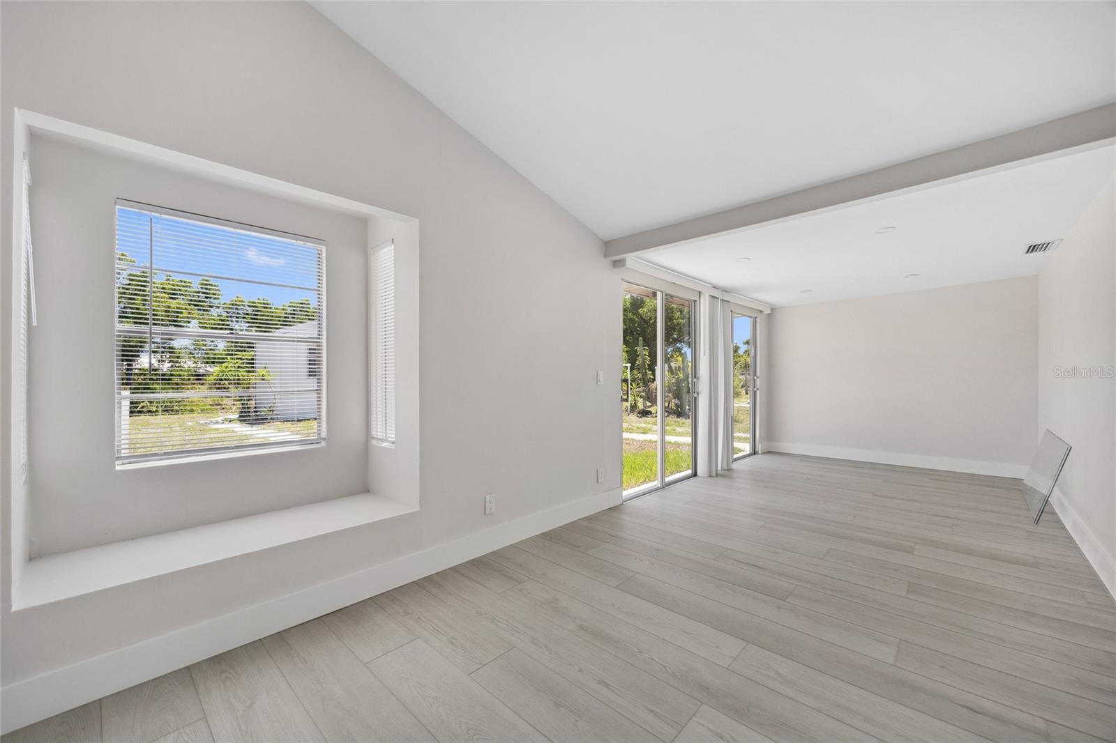 10517 GREENWAY AVE, ENGLEWOOD, FL — photo 11