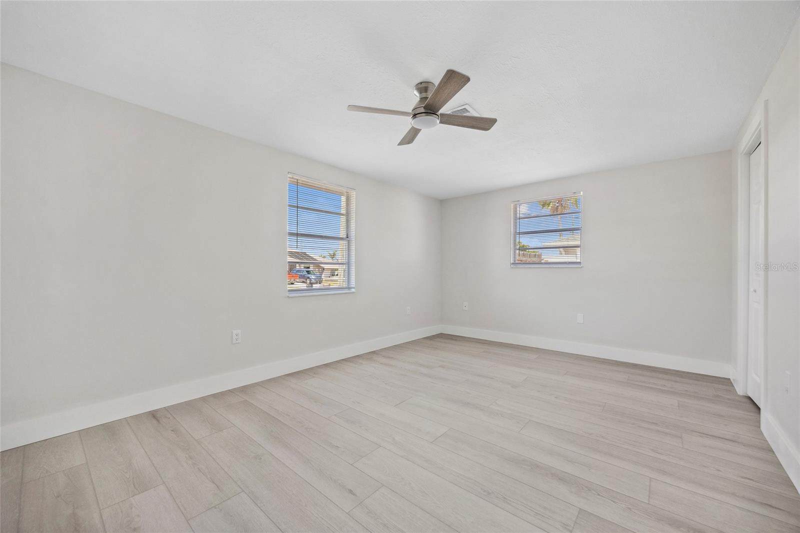 10517 GREENWAY AVE, ENGLEWOOD, FL — photo 13
