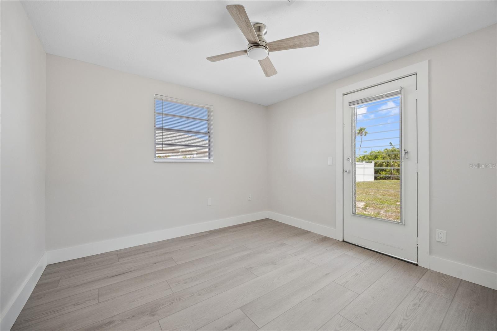 10517 GREENWAY AVE, ENGLEWOOD, FL — photo 15