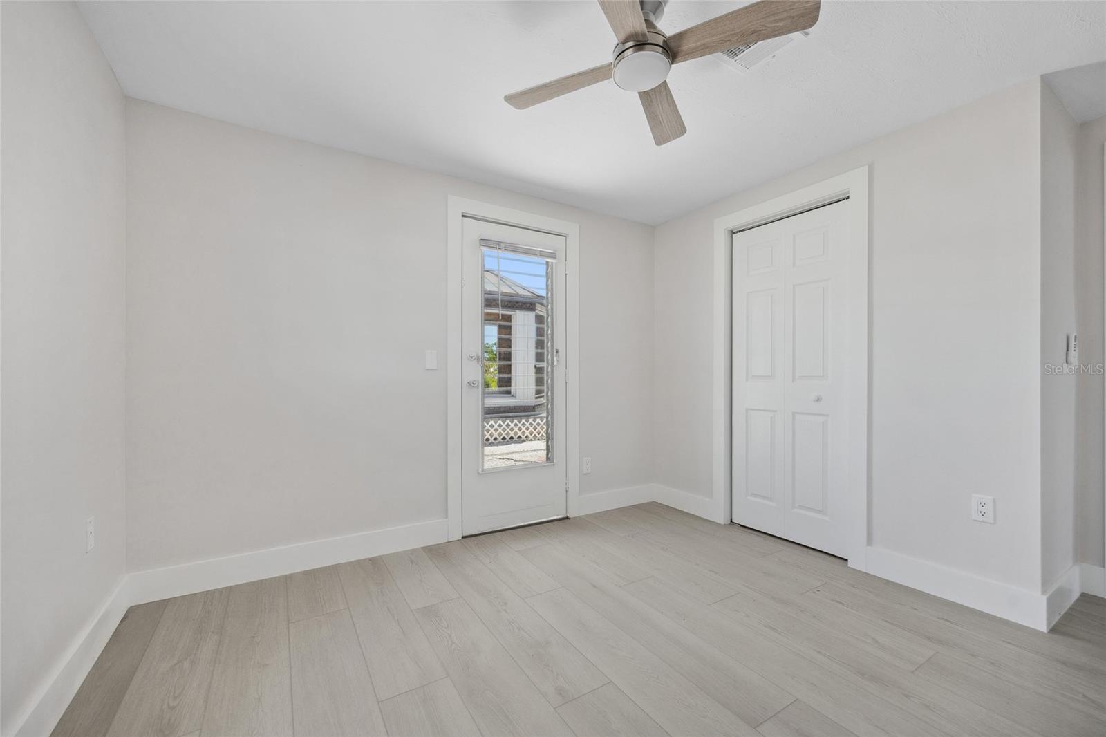 10517 GREENWAY AVE, ENGLEWOOD, FL — photo 16