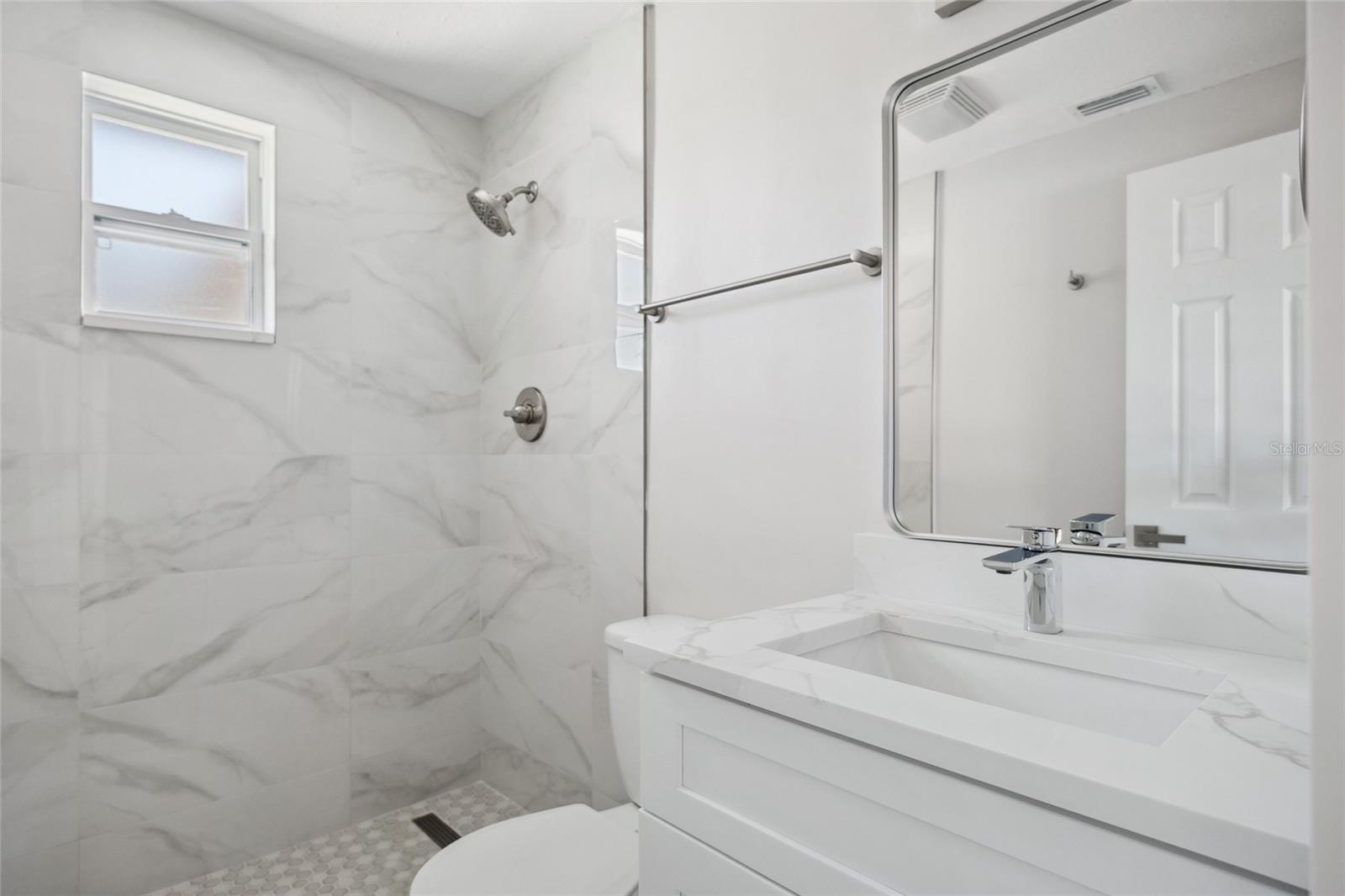 10517 GREENWAY AVE, ENGLEWOOD, FL — photo 17