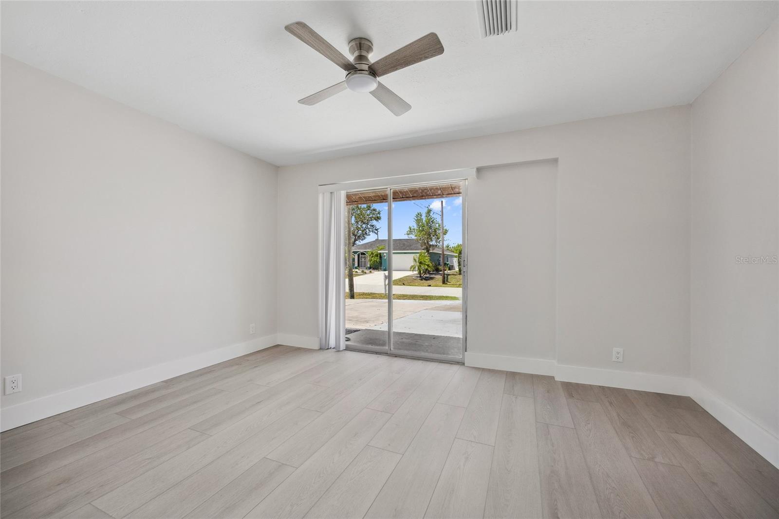 10517 GREENWAY AVE, ENGLEWOOD, FL — photo 18