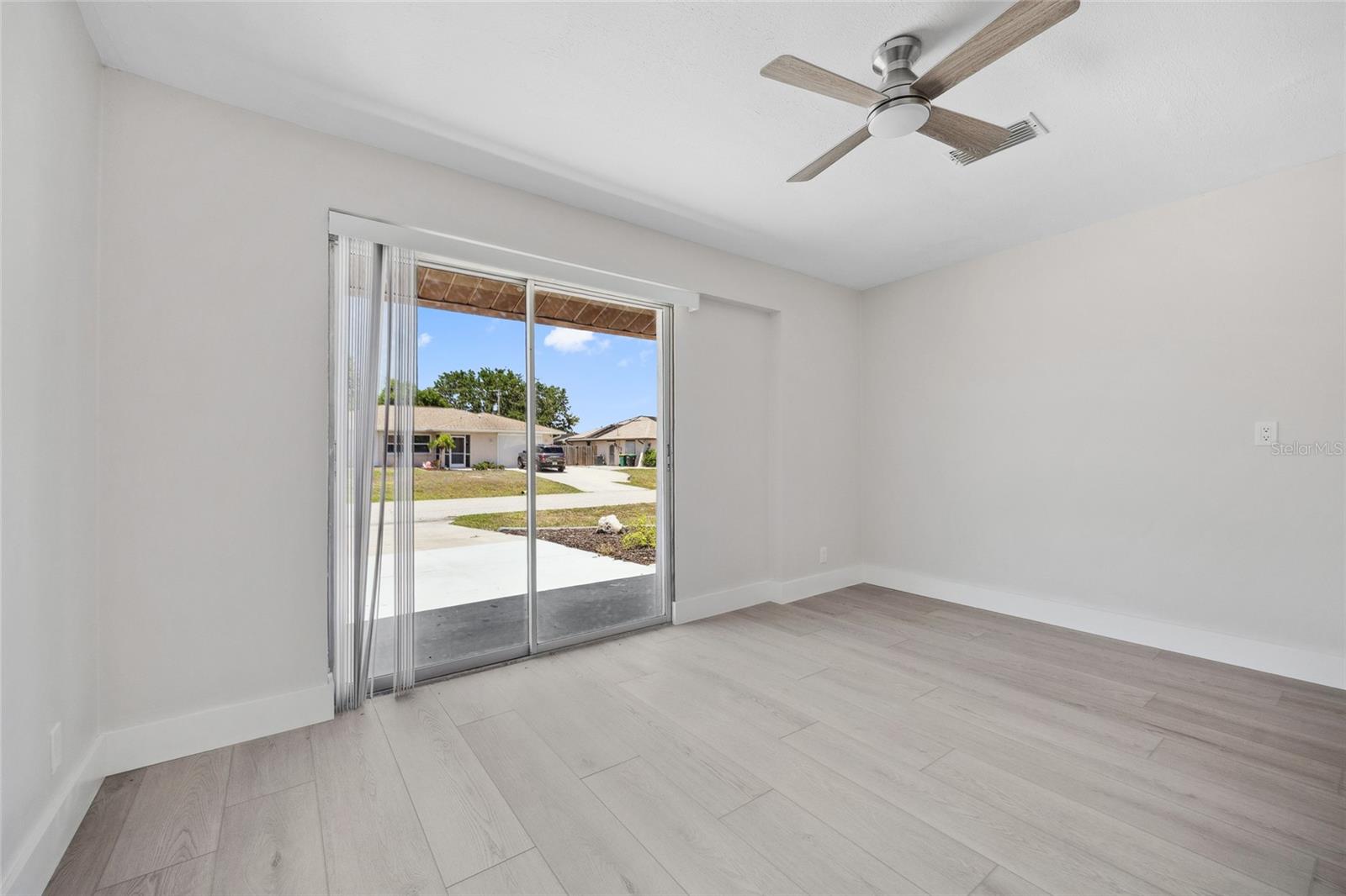 10517 GREENWAY AVE, ENGLEWOOD, FL — photo 19
