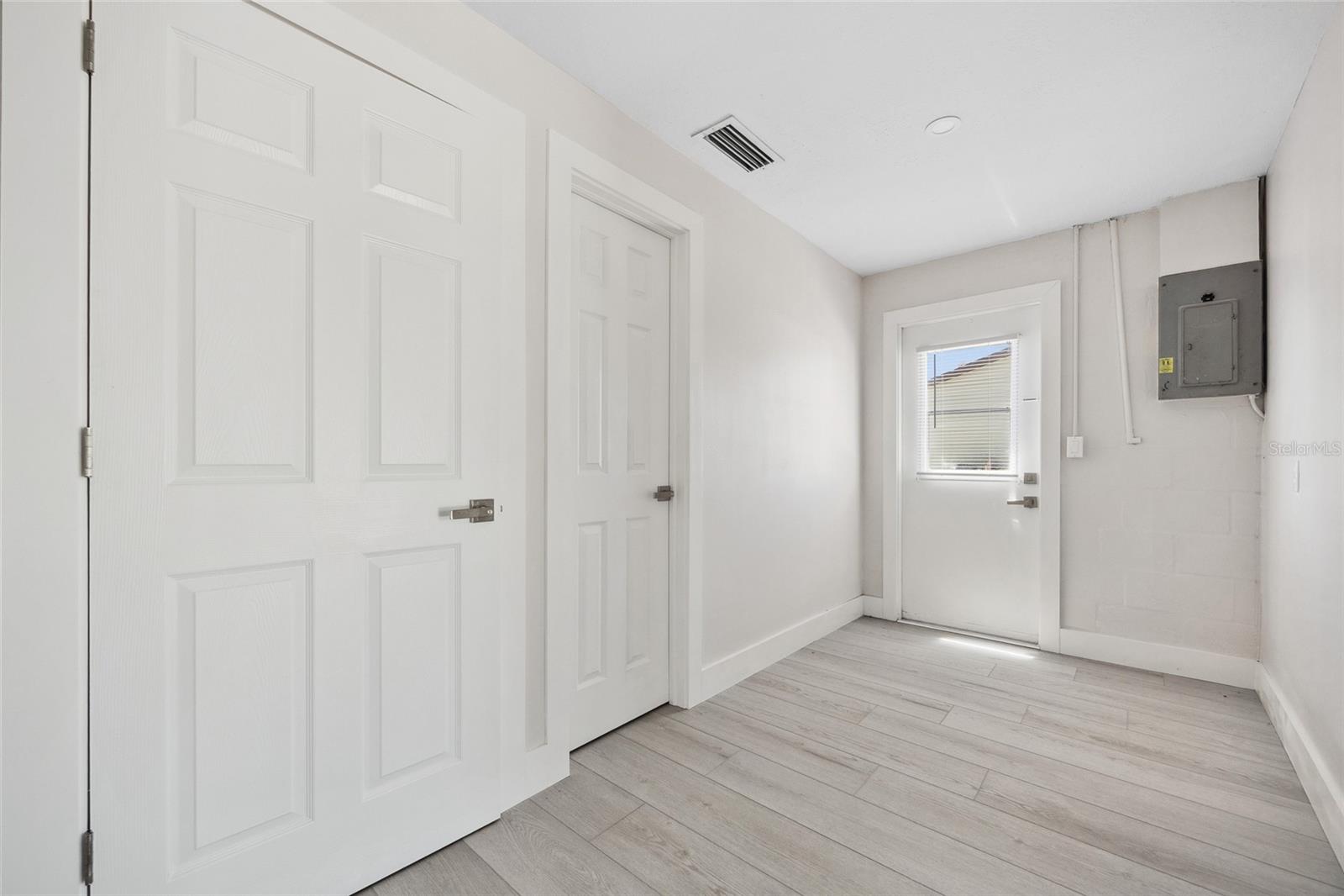 10517 GREENWAY AVE, ENGLEWOOD, FL — photo 20
