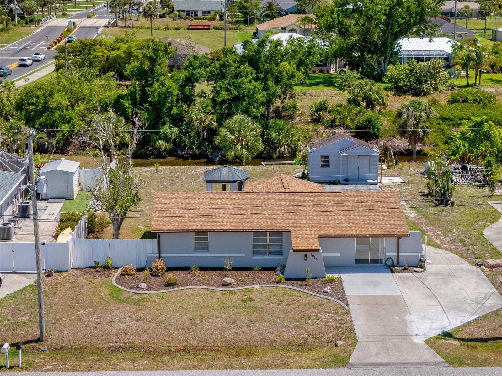 10517 GREENWAY AVE, ENGLEWOOD, FL — photo 39