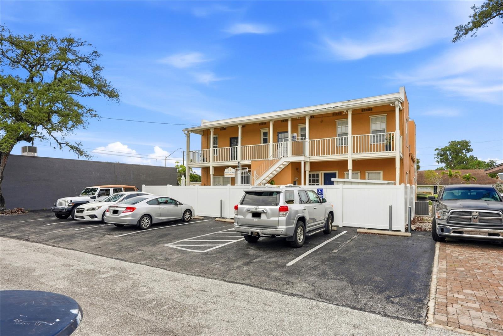 7024 CENTRAL AVE, ST PETERSBURG, FL — photo 7