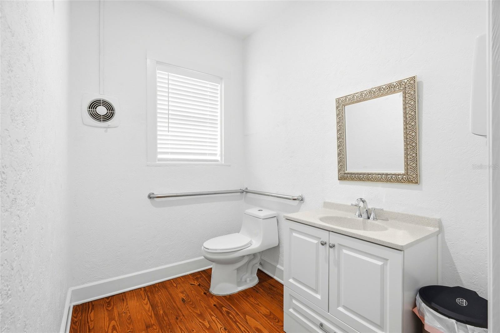 7024 CENTRAL AVE, ST PETERSBURG, FL — photo 23