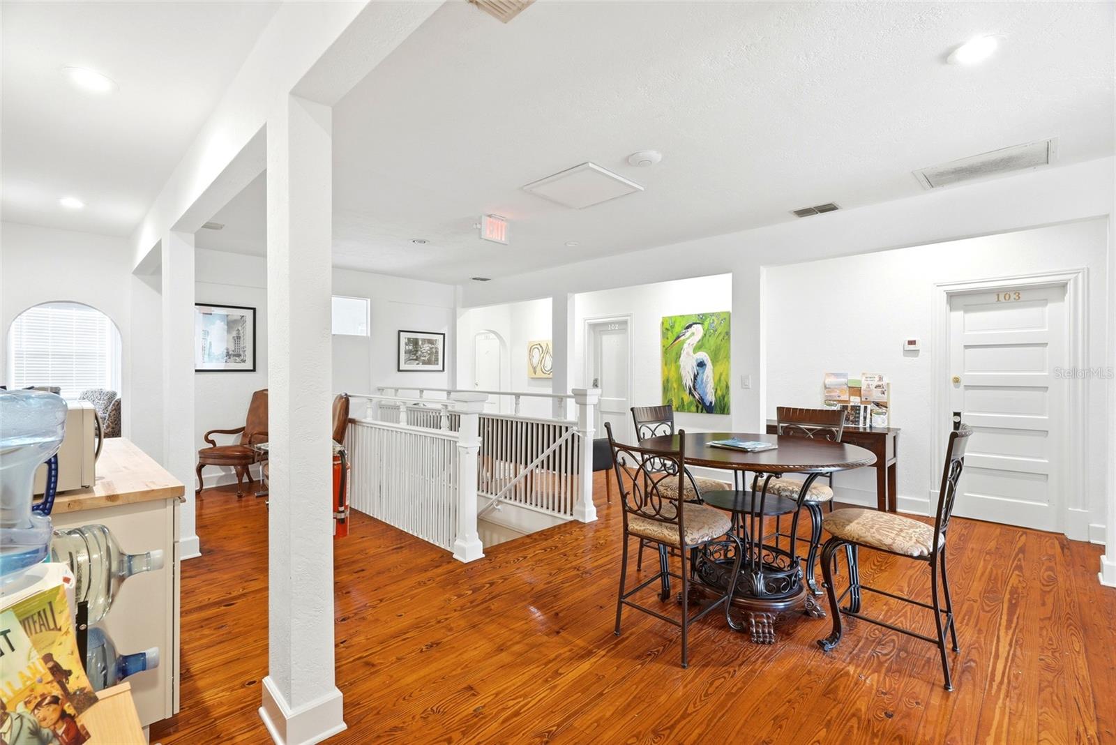 7024 CENTRAL AVE, ST PETERSBURG, FL — photo 31