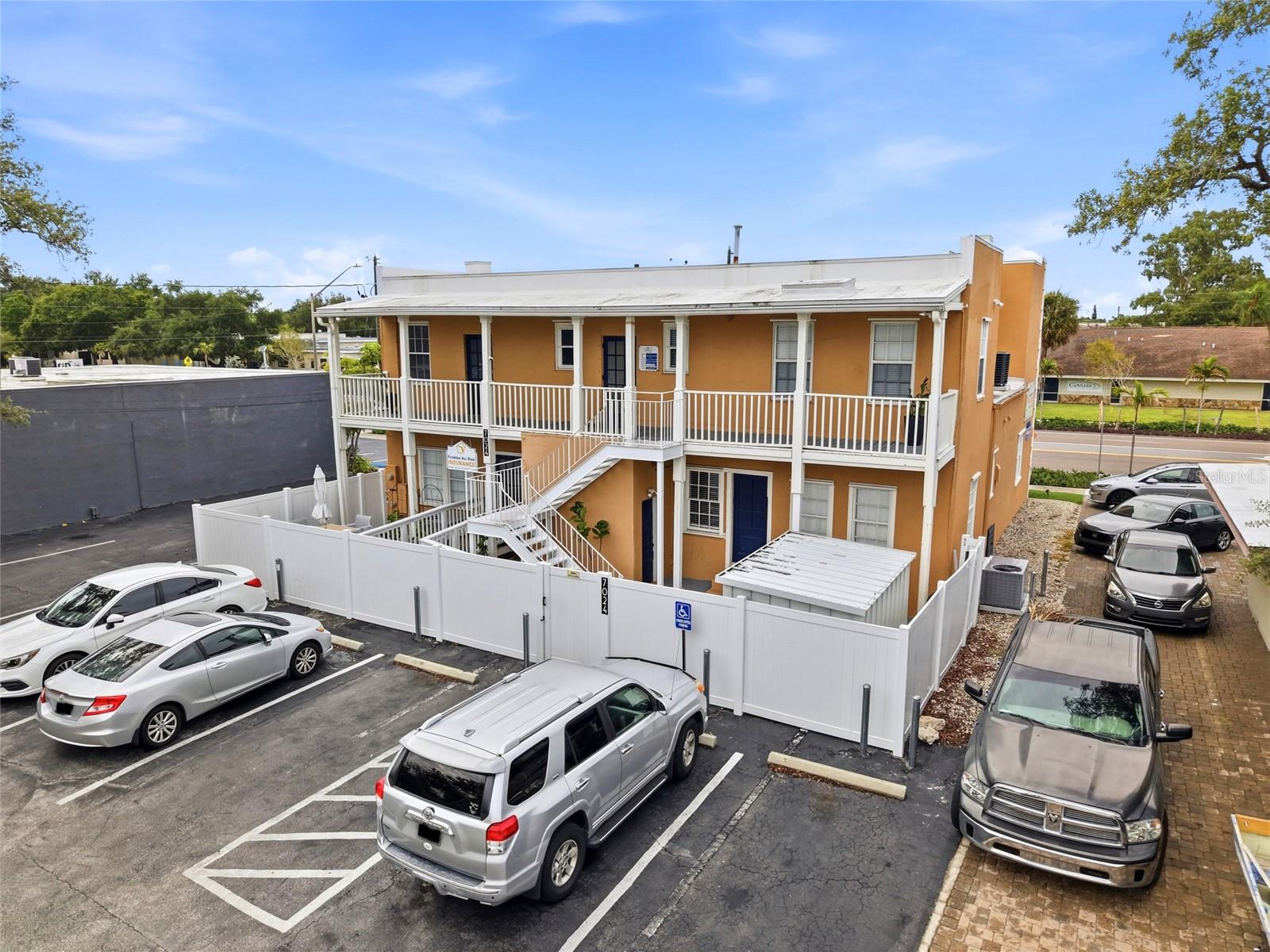 7024 CENTRAL AVE, ST PETERSBURG, FL — photo 40