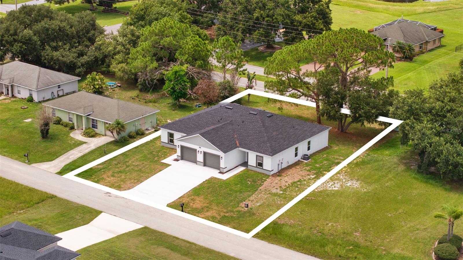 110 FRIENDLY CIR #1, SEBRING, FL — photo 63