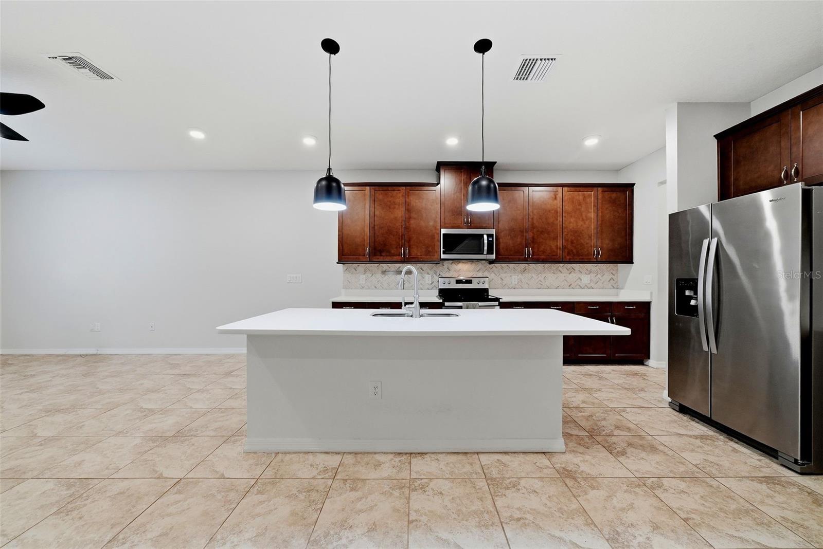 18924 ULMUS ST, LUTZ, FL — photo 10