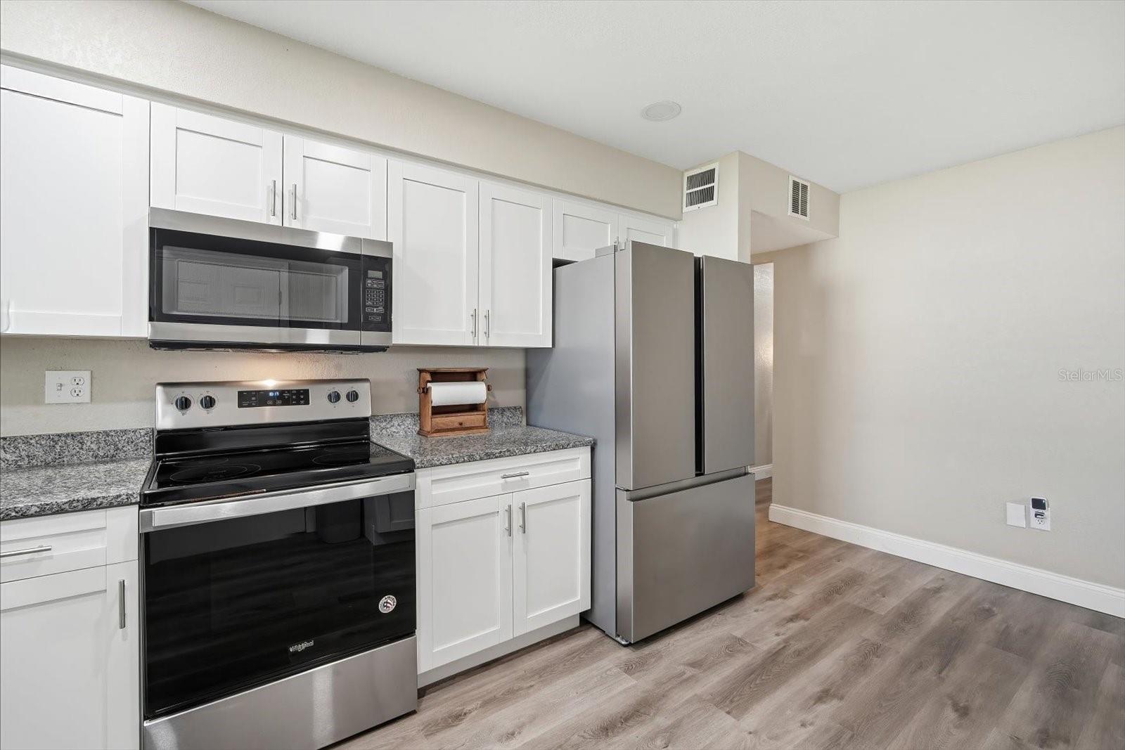 1404 SETON HALL DR, SUN CITY CENTER, FL — photo 19