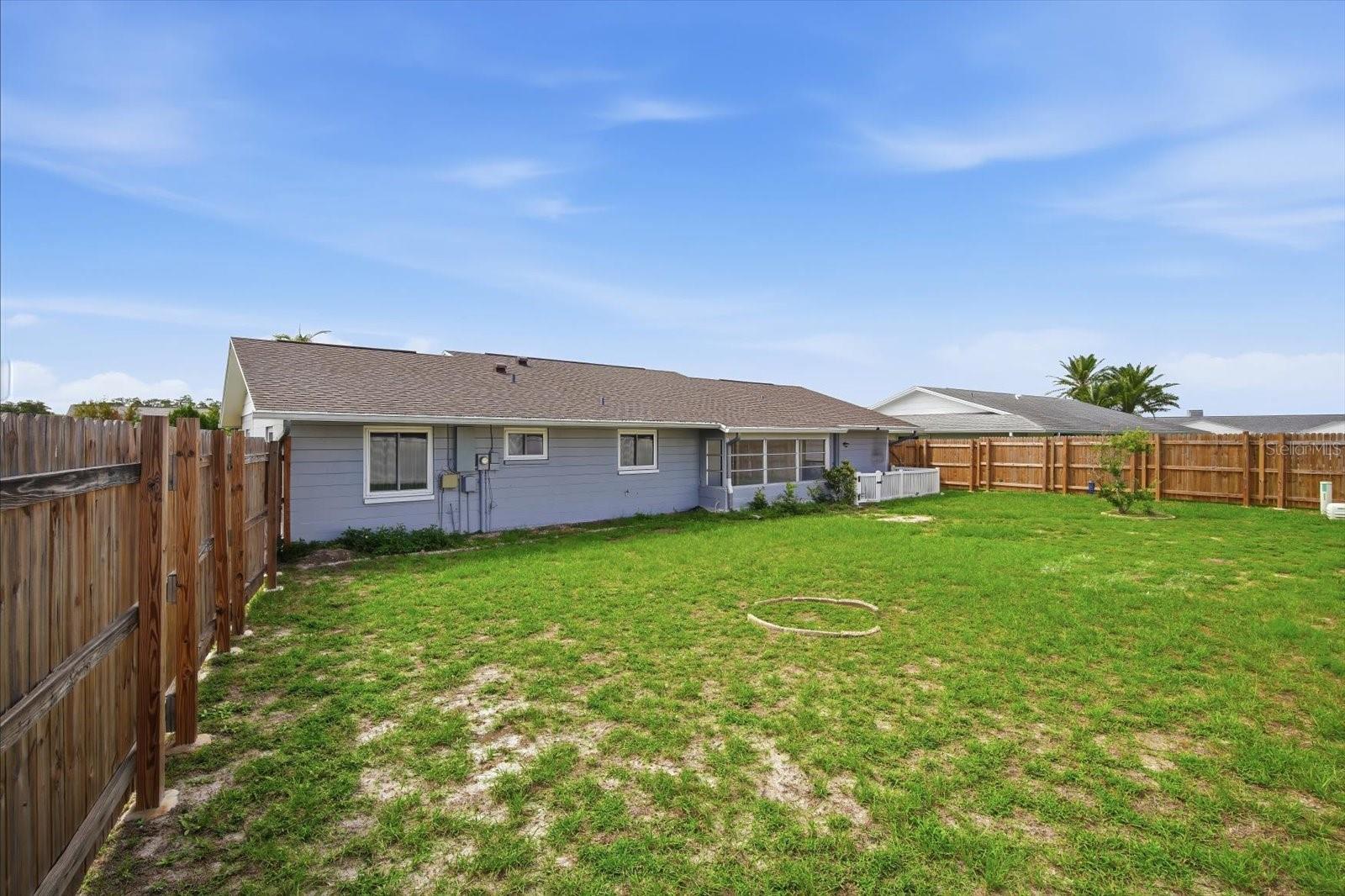 1404 SETON HALL DR, SUN CITY CENTER, FL — photo 25