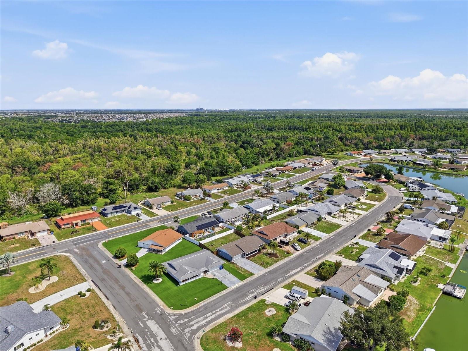 1404 SETON HALL DR, SUN CITY CENTER, FL — photo 27
