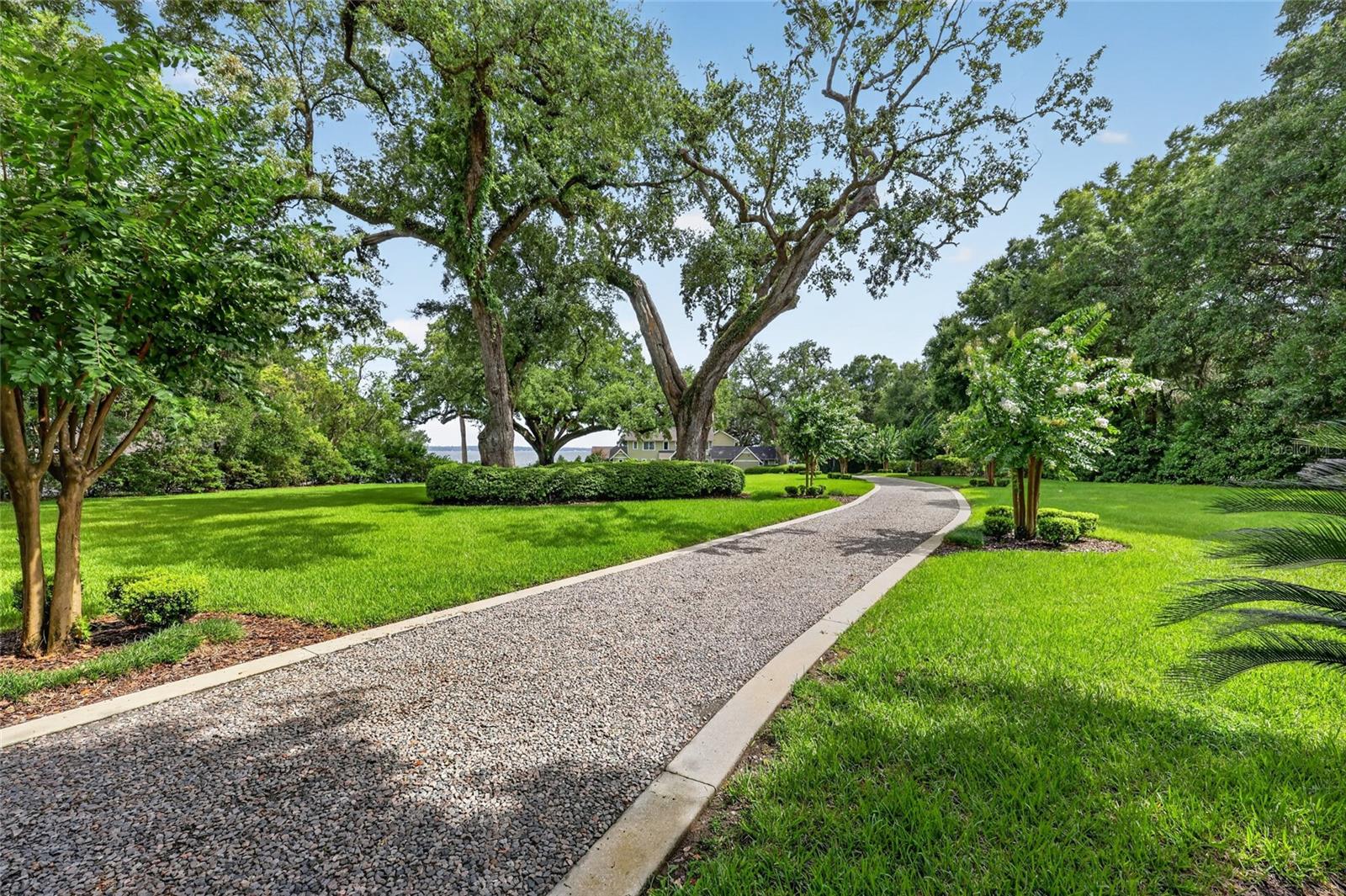 12950 E HIGHWAY 25, OCKLAWAHA, FL — photo 3