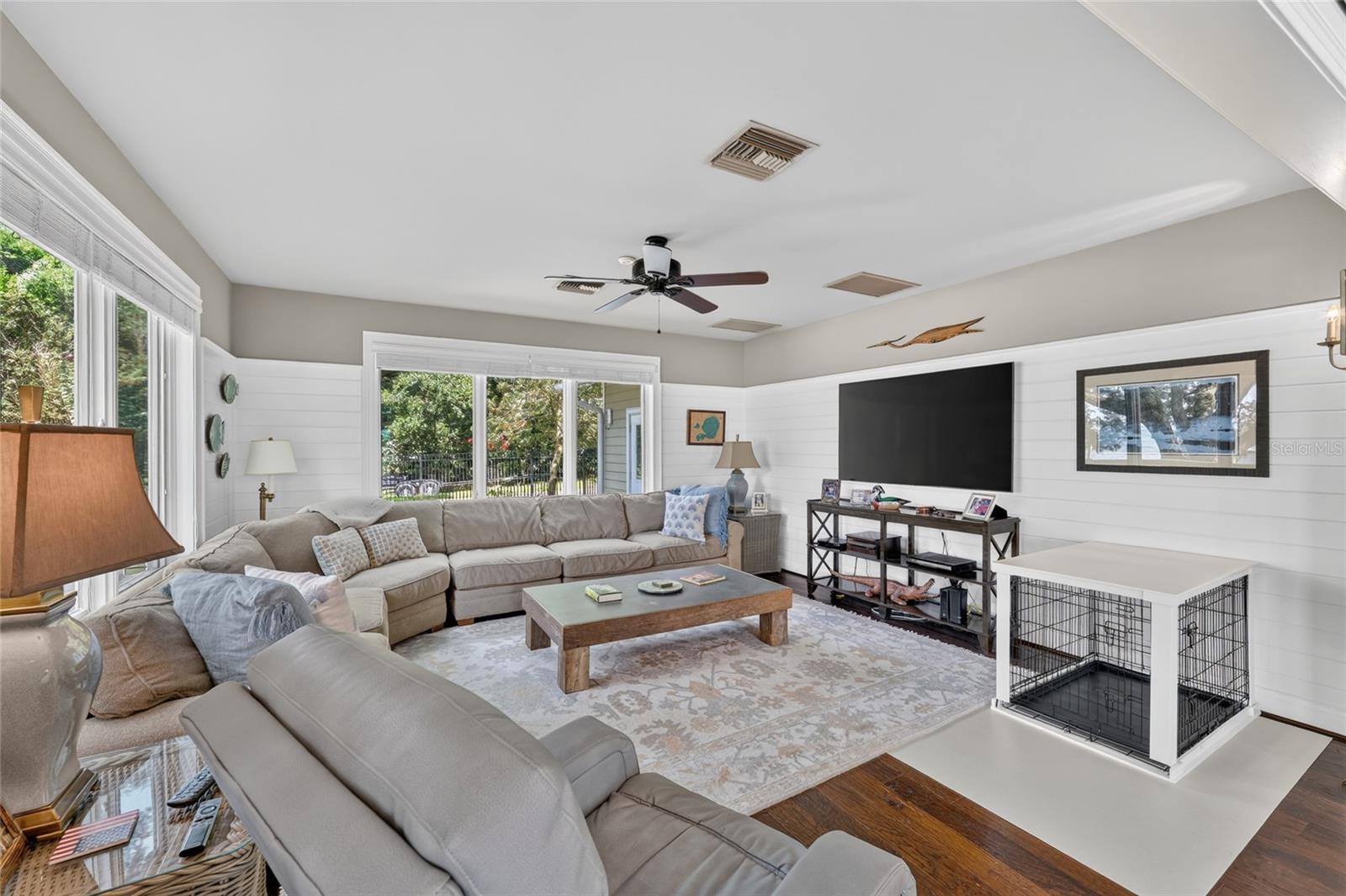 12950 E HIGHWAY 25, OCKLAWAHA, FL — photo 16