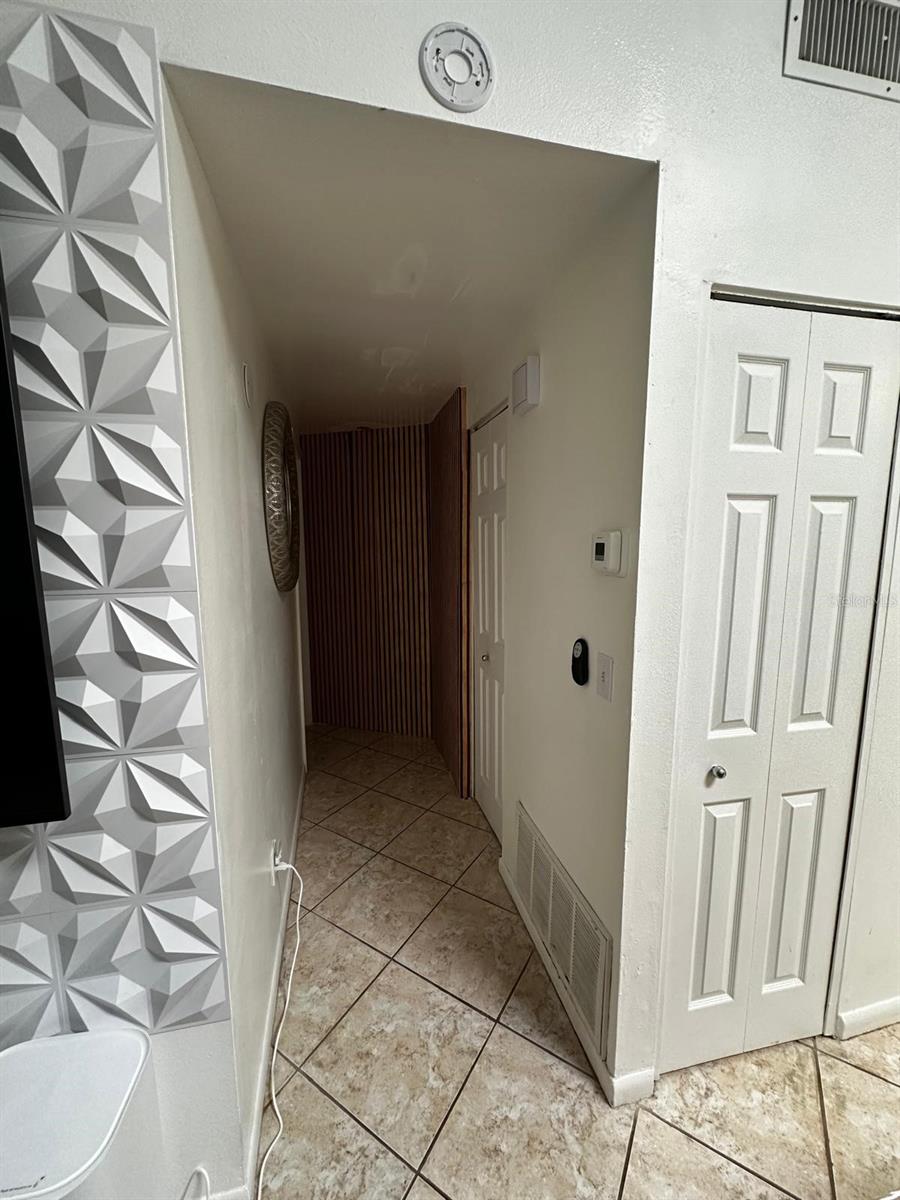 16004 SADDLE CREEK DR, TAMPA, FL — photo 18
