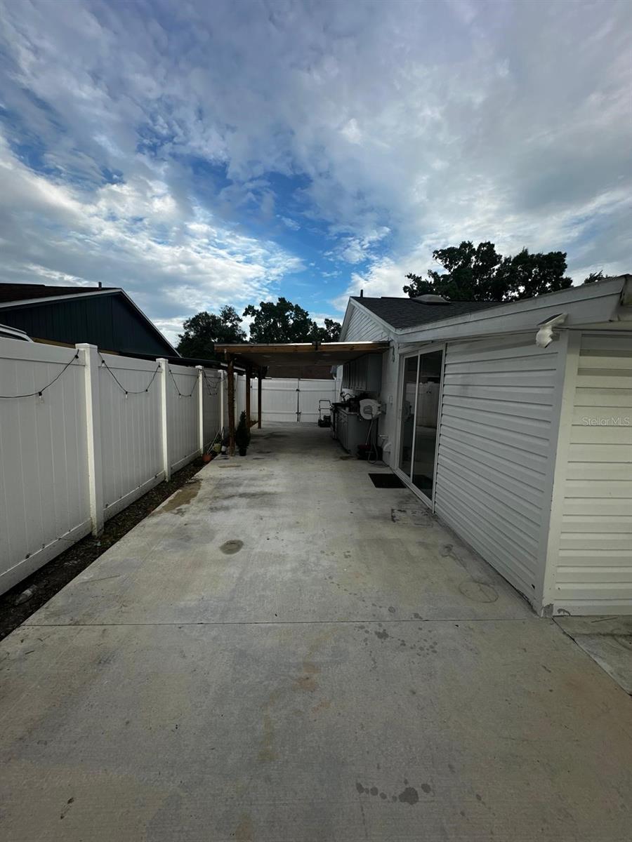 16004 SADDLE CREEK DR, TAMPA, FL — photo 22