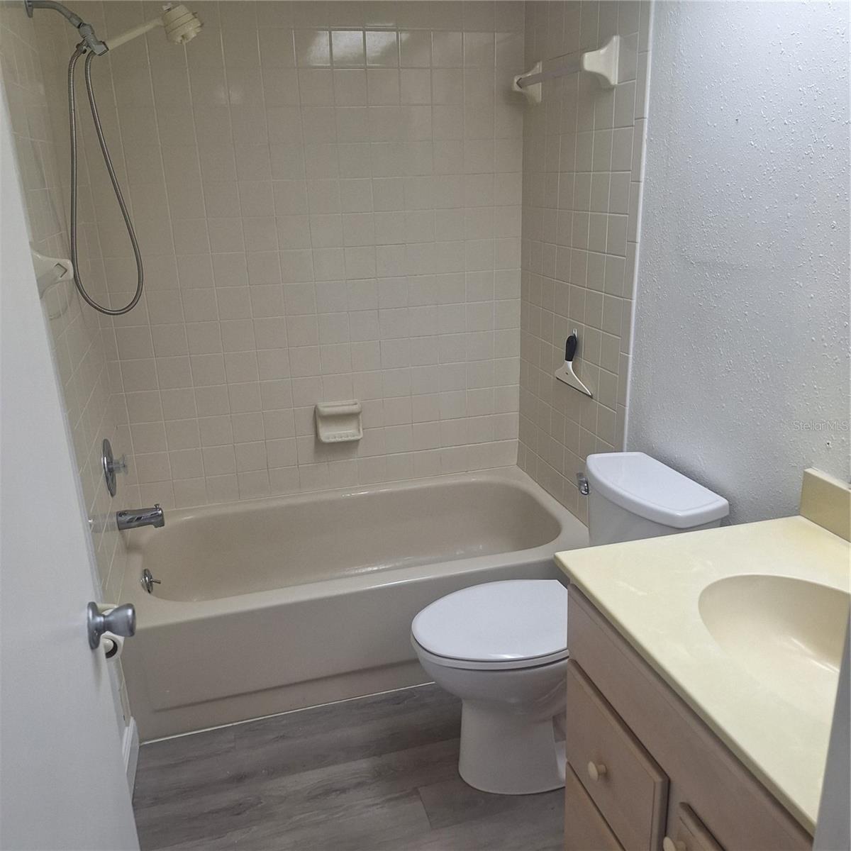 2377 LAKE HEATHER HEIGHTS CT #2377, DUNEDIN, FL — photo 13