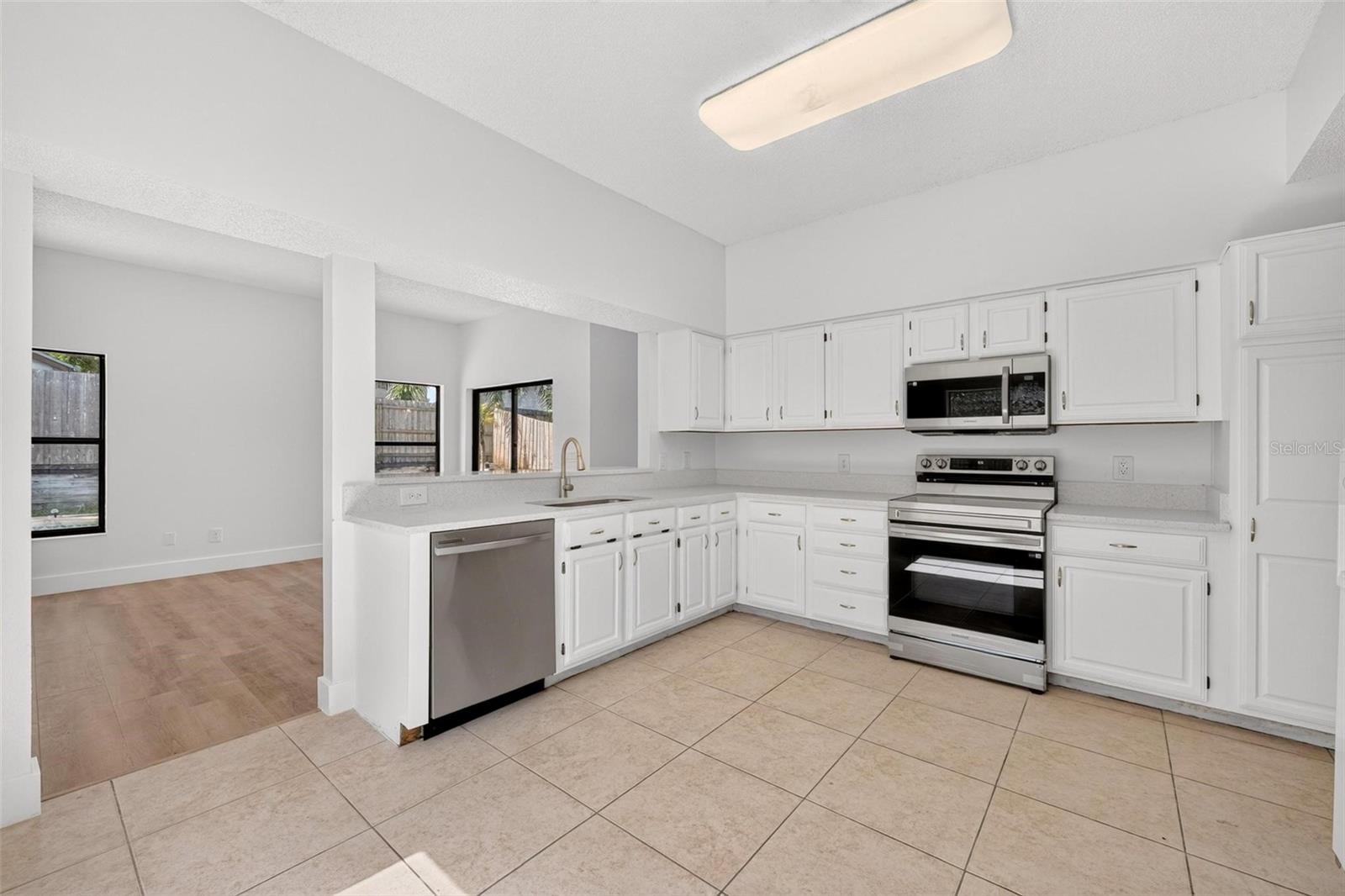648 BIRGHAM PL, LAKE MARY, FL — photo 8