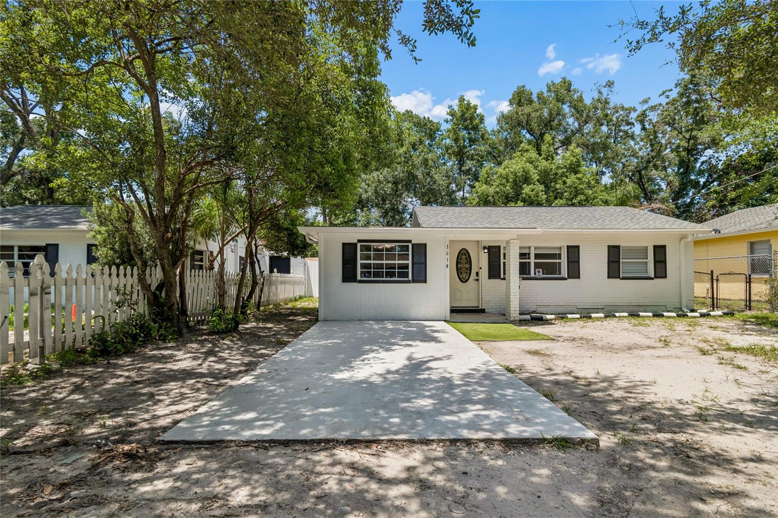 1614 E MAPLE AVE, TAMPA, FL — photo 4