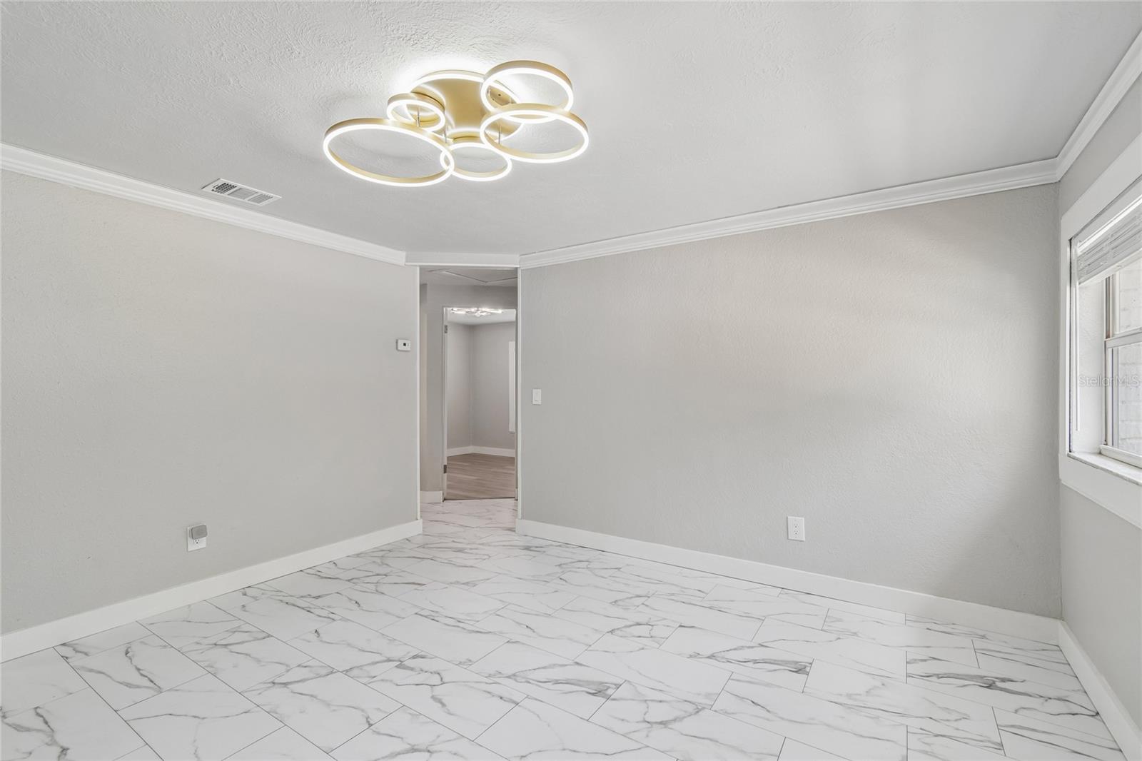 1614 E MAPLE AVE, TAMPA, FL — photo 11