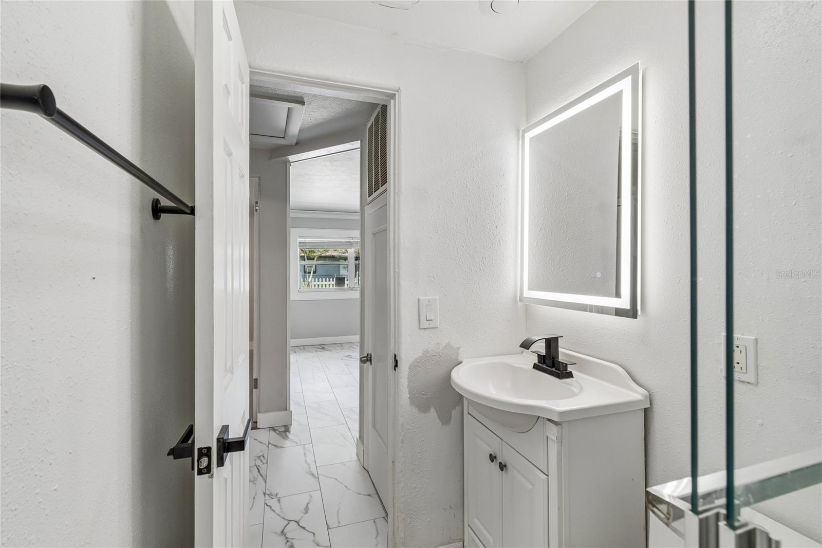 1614 E MAPLE AVE, TAMPA, FL — photo 18