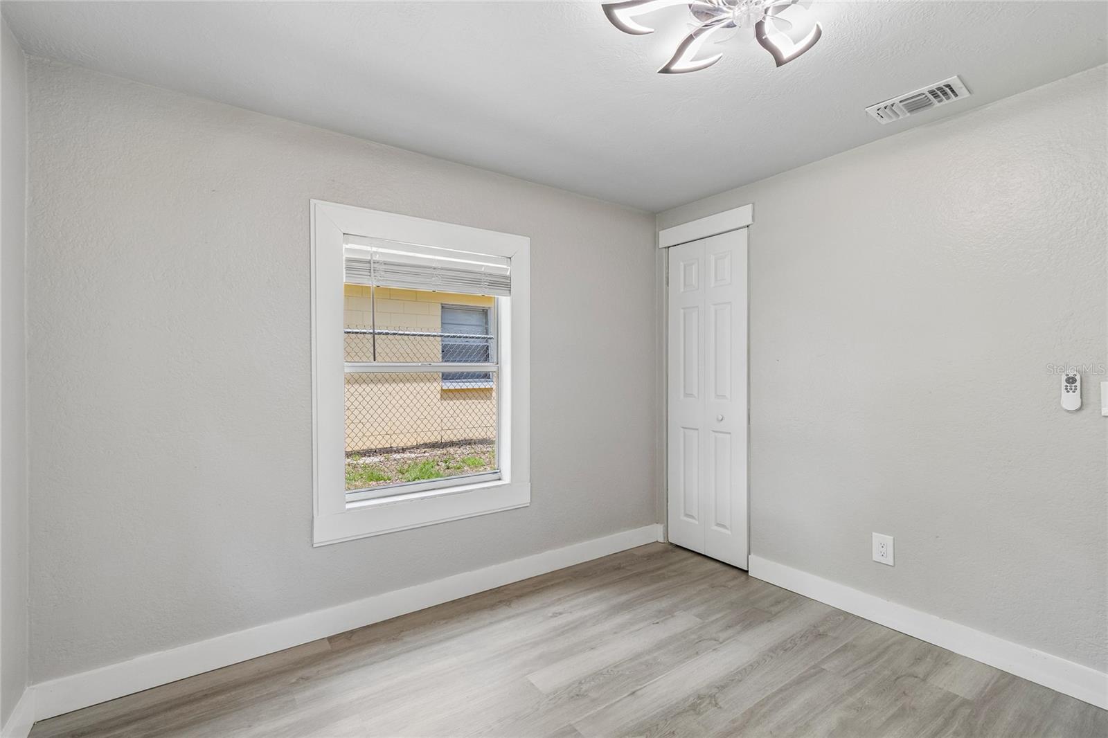 1614 E MAPLE AVE, TAMPA, FL — photo 20