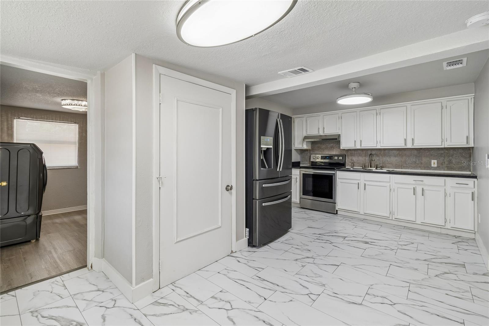 1614 E MAPLE AVE, TAMPA, FL — photo 32