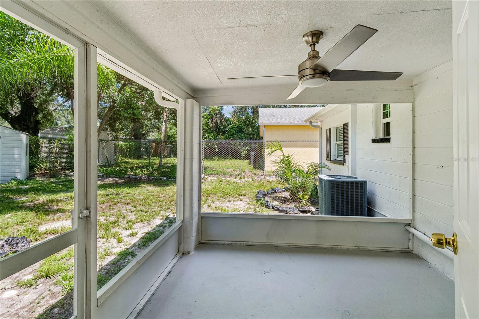 1614 E MAPLE AVE, TAMPA, FL — photo 43