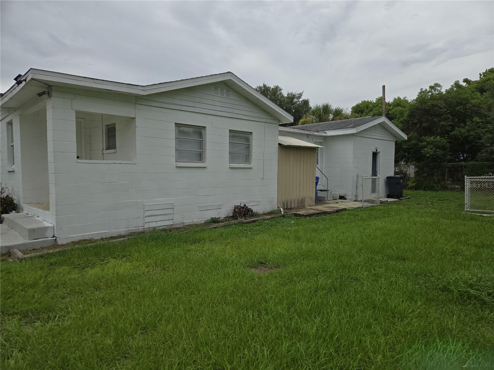 1402 MALUHIA DR, TAMPA, FL — photo 2