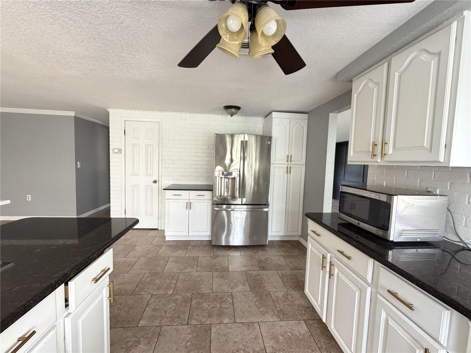 12407 WEATHERSTONE ROW, HUDSON, FL — photo 11
