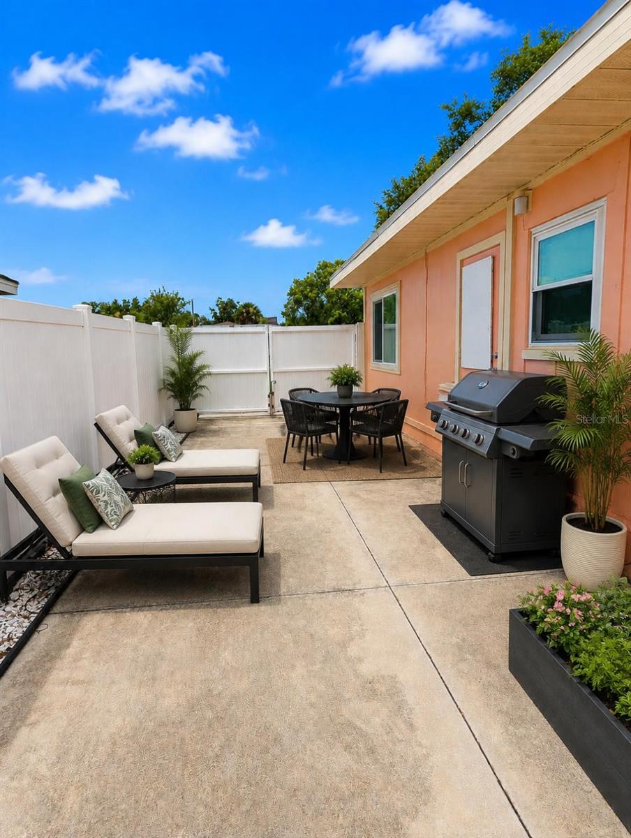 733 LAUREL AVE, VENICE, FL — photo 10