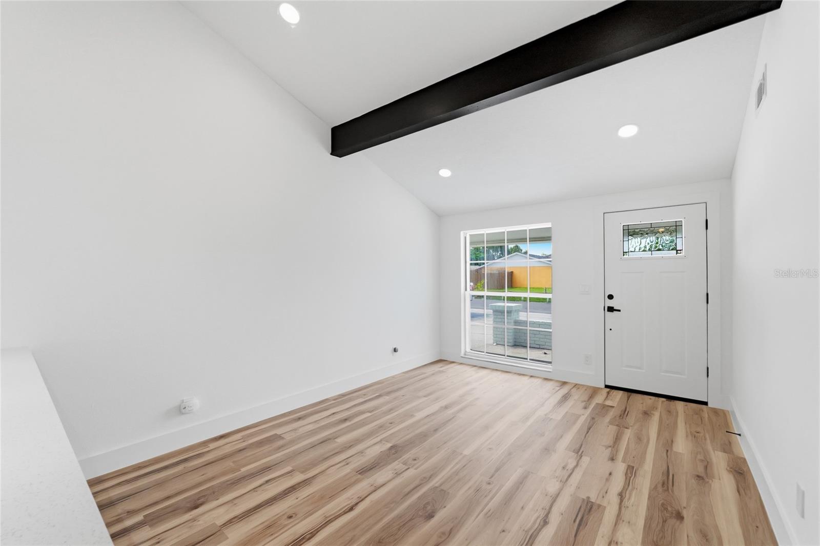 8602 BRIAR GROVE CIR, TAMPA, FL — photo 11