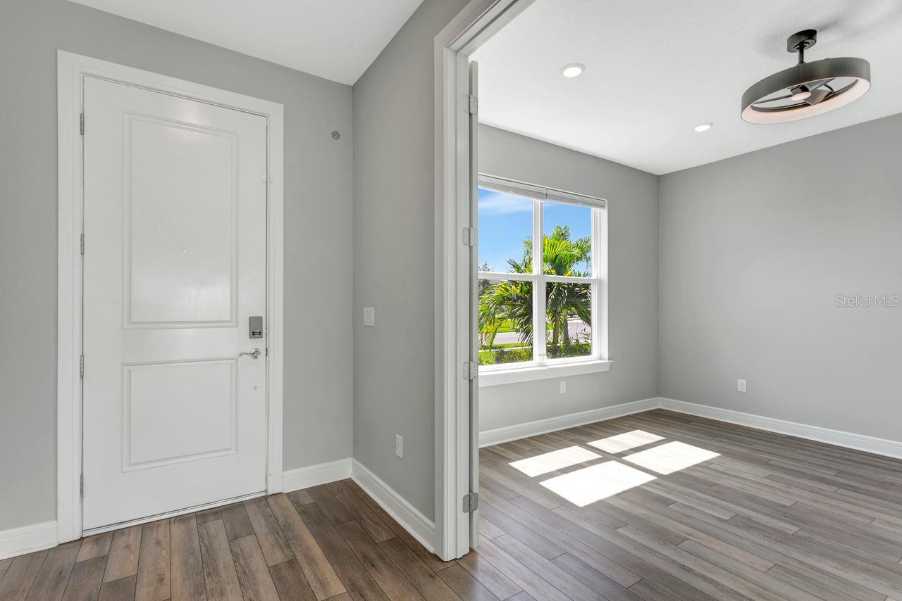 9909 LONGMEADOW AVE, PARRISH, FL — photo 3