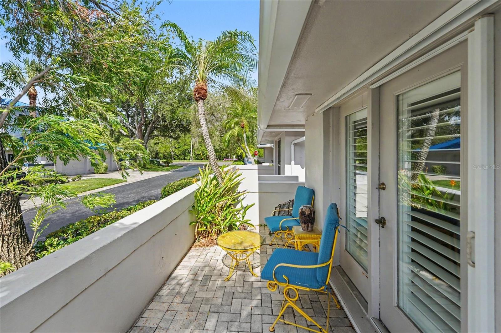 1683 WATERMARK CIR NE, ST PETERSBURG, FL — photo 2